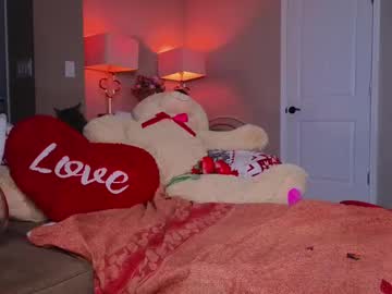 girl
        chroniclove cam image #6227156