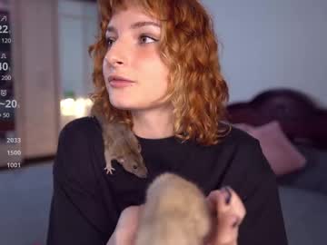 girl
        alice_edward cam image #6578435
