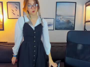 girl
        lisa_roses cam image #458073