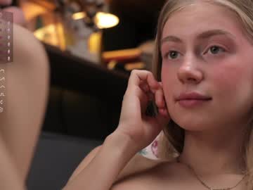 girl
        kateharrise cam image #5505417