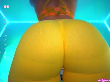 girl
        oxlemon cam image #6156267