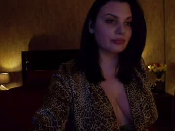 girl
        karrin cam image #6274410