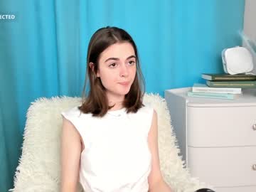 girl
        tiffany_long cam image #1476220