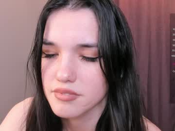 girl
        berenicecoleson cam image #5096118