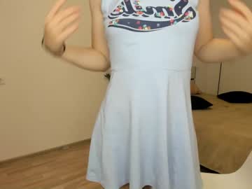 girl
        jul_jul_jul cam image #2191828