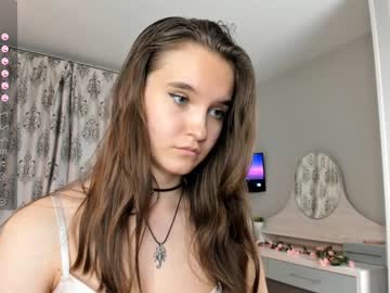 girl
        lorettafairleigh cam image #3955183