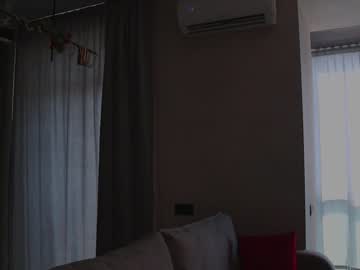 girl
        angella_kleee cam image #1120245