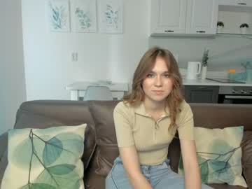girl
        donnahunters cam image #1129032