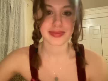 girl
        itsmiralou cam image #1386377