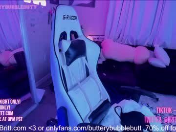 girl
        butterybubblebutt cam image #2370242
