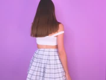 girl
        jessysmile cam image #5067480