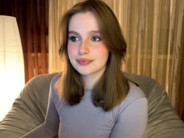 girl
        cute_siberian_girl cam image #3277509