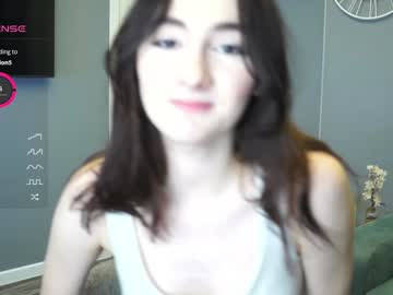girl
        odettecovert cam image #6052573