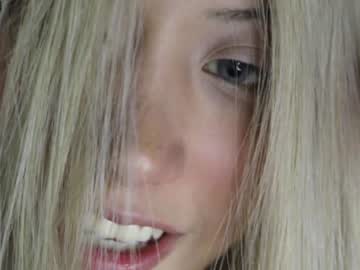 girl
        wendy_daniela cam image #2266781
