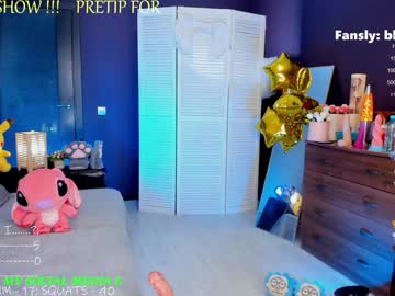 girl
        blush_mikki cam image #4896057