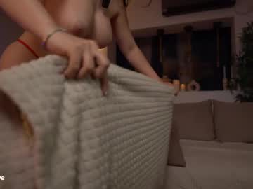 girl
        freya_ cam image #6153145