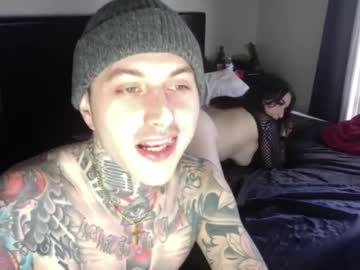 couple
        ggwicked cam image #6225350