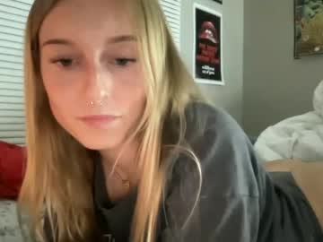 girl
        charlottebrownxo cam image #3804799