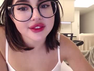 girl
        playnofuckinggames cam image #1391850
