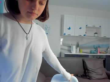 girl
        heathercarols cam image #1776214