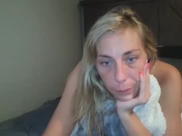 girl
        britbabyyy1 cam image #2278392