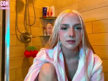 girl
        riababe cam image #6809743