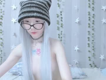girl
        lulissa cam image #4179200