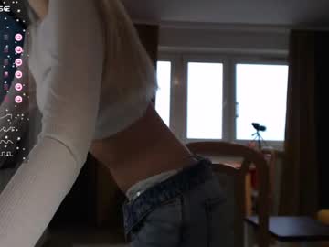girl
        kriss0leoo cam image #3054322