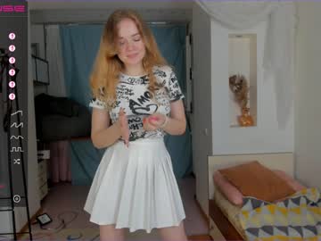 girl
        katherine_hi cam image #2116502