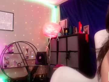 girl
        milf_lacey cam image #4552615