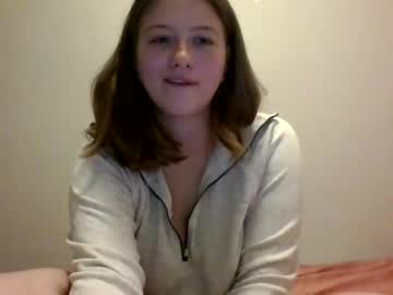 girl
        nakedmomma cam image #4215109