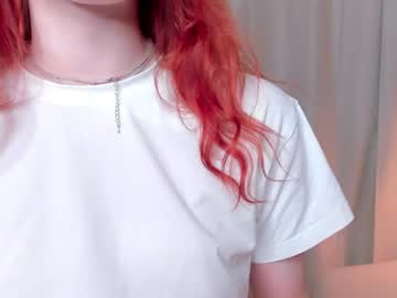 girl
        ginger_heaven cam image #2876341