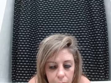 girl
        alannarack cam image #3370891