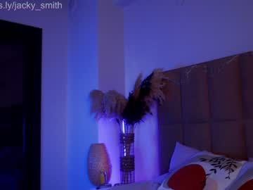 girl
        jacky_smith cam image #1569983