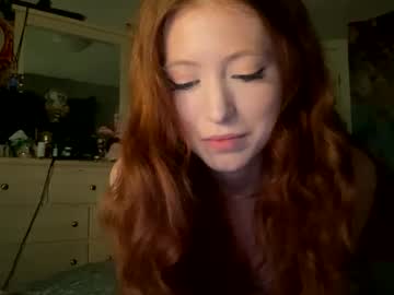 girl
        redgingersnapz cam image #6377958