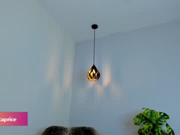 girl
        joss_caprice cam image #3168653