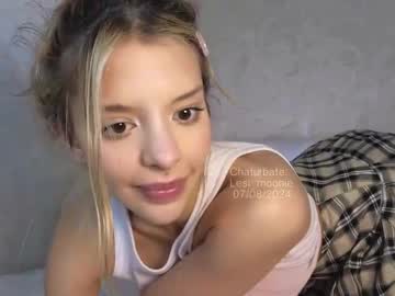 girl
        lesi_moonie cam image #4552788