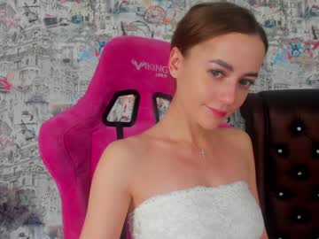 girl
        angelina_new cam image #789279