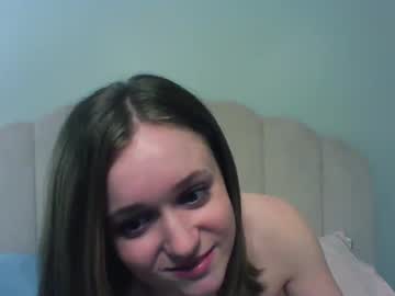 girl
        jazzyb24 cam image #5609261