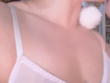 girl
        chroniclove cam image #5686154