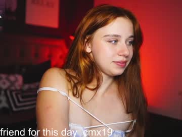 girl
        alice_russel cam image #4743085