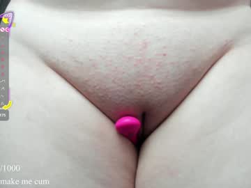 girl
        gohaaard420 cam image #6654752