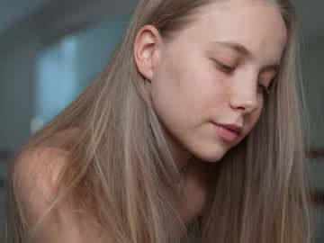 girl
        appr0ved cam image #6143713
