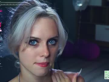 girl
        audreycarvin cam image #4480139