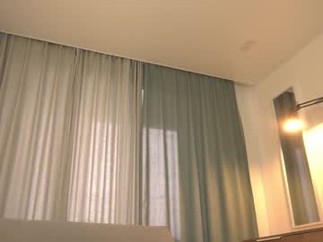 girl
        kiriko_chan cam image #4142428