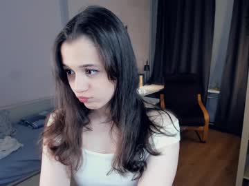 girl Nude Cam Girls Playing Games with keti_bunny