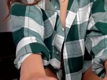 girl
        isia_slay cam image #654003