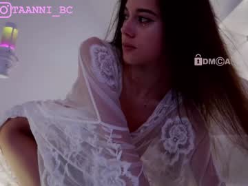 girl
        taanni_bc cam image #1821471