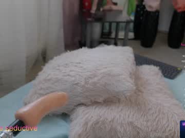 girl
        missqueenlust cam image #998872