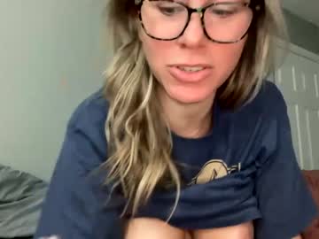 girl
        texas_blonde cam image #2451401